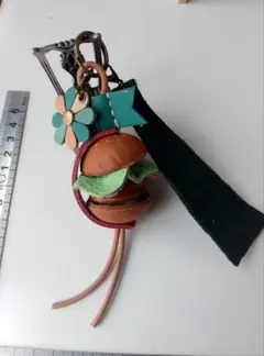 大きいサイズ　本革ハンバーガーレザーバーガーキーホルダー
