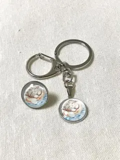 チャーム&ピンバッヂセット(子猫の夏休み②) キーホルダー　ブローチ