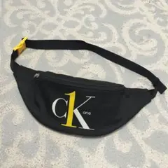 カルバンクライン ボディバッグ