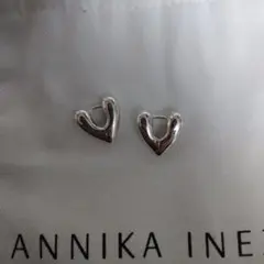 ANNIKA INEZ シルバーハートピアス