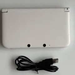 任天堂 3DS LL ホワイト 本体+充電ケーブル.