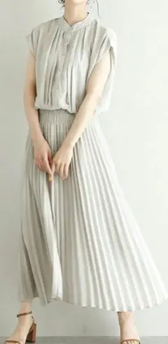 新品　ノースリーブ ワンピース