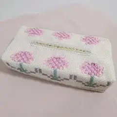 刺繍のティッシュボックスカバー ハンドメイド