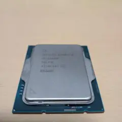 Intel i5-12400F CPU LGA 1700 動作確認済み