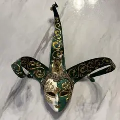 Item thumbnail for item 618d6fa3-e592-455e-aca7-8a3110315894