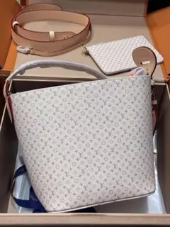 Louis Vuitton モノグラムショルダーバッグ