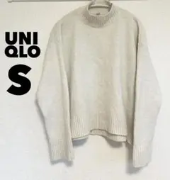 UNIQLOスフレヤーンモックネックセーター　長袖　オフホワイト　Sサイズ