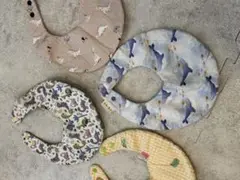 ベビー用よだれかけ4枚セット