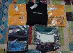 新品 鬼滅の刃 GU まとめ売り パーカー Tシャツ 靴下 セット売り7点