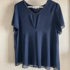 ミッシェルクラン Vネック 半袖シャツ ビーズ付美品