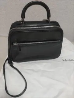 Valextra バニティバッグ レザー ビジネスバッグ ボルドー セリエエッセ Valextra バニティバッグ レザー ビジネスバッグ ボルドー