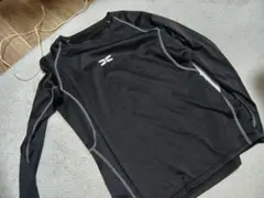 ブラック スポーツシャツ M 長袖