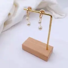 Item thumbnail for item 29751ae2-3a41-4000-9d10-5b3bca9dfdcf