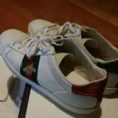 GUCCI ホワイトスニーカー