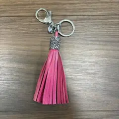 スワロフスキー ピンクタッセルキーホルダー