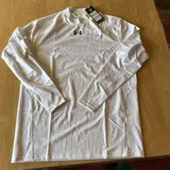３日間限定セール！Under Armour ホワイト アンダーシャツ LG