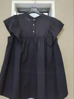 NOLLEY'S　ノーリーズ　袖フリルブラウス　ネイビー