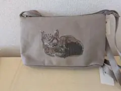 和マンハッタナーズ キラキラ猫刺繍ポシェット