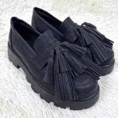 美品、antiqua 、アンティカ 、ボリューミータッセルローファー、LL
