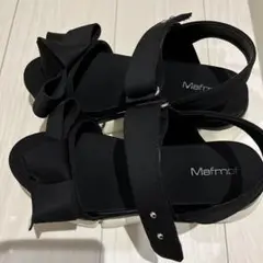 Mafmaf リボン付きブラックサンダル