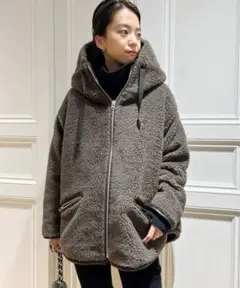 専用 美品【COG THE BIG SMOKE】 FLUFF パーカー カーキ