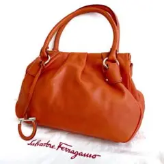 【極 美品】フェラガモ Ferragamo ハンドバッグ レザー