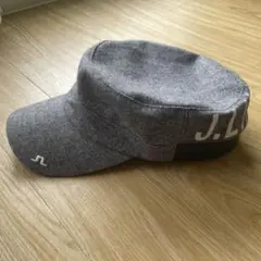 J.L.ロゴ付きのワークキャップ