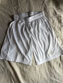 【美品】adidas ホワイト ハーフパンツ ジュニア キッズ