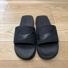 Nike ブラック スライドサンダル