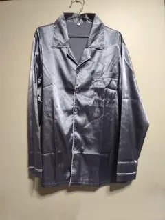 サテンパジャマ　上下セット　シルバー　Lサイズ　新品未使用