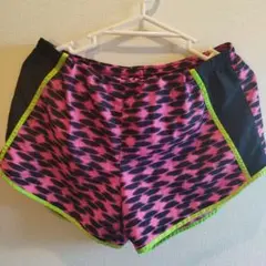 Item thumbnail for item fa061169-42e7-42df-8fb0-ea9fcb5e1ba8