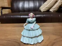 ウェッジウッド 洋風女性 置き物 インテリア