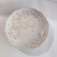市川ひろみ　桜模様の陶器　大皿