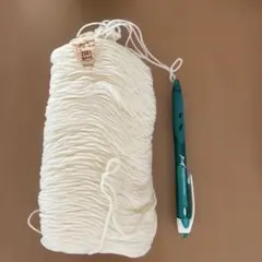 毛糸　細　毛　100% 50グラム