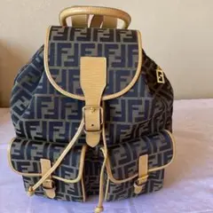 超美品✨FENDI フェンディ リュック バッグ バッグパック ズッカ柄