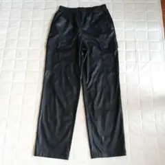 GU ブラック フェイクレザー カーゴパンツ ウエストゴム　26