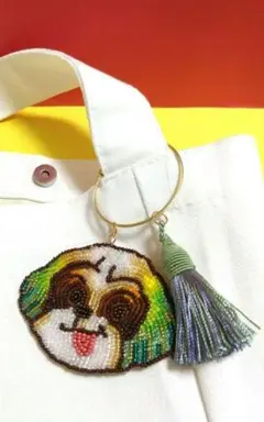 Item thumbnail for item 71d8044f-31b0-48bb-bab2-bfa8cf5bfaa8