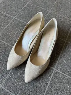 ヴェリココ☆レースデザイン パンプス ベージュ ゴールド☆24cm