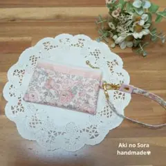 2個で1000円♫キーリール、ストラップ付き♡　ミニポーチ　リバティ　ラミネート