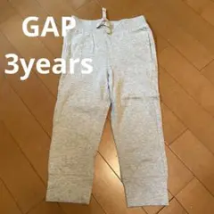 試着のみ　GAP パンツ
