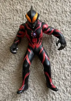 ウルトラマンベリアル（Ultraman Belial） ソフビフィギュア