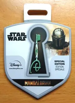 スターウォーズ マンダロリアン ピンバッジ コレクタブルキー