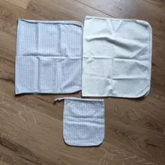 片方未使用 携帯用カバー付き オムツ替えマット 防水マット2枚