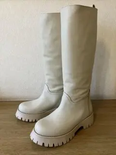 Item thumbnail for item 81a754b8-2898-4f74-b3b5-f5ce9a35ee6e