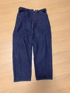 COMORI コモリ　ベルデッドデニムパンツ