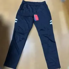 kappa 黒 ピステパンツ ロゴ入り ファスナー付き　メンズＬ　新品タグ付き