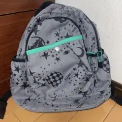 BREEZE キッズ　リュックサック　グレー　Mサイズ　男の子