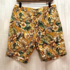 アーバンリサーチ　花柄コットンハーフパンツ　38 / M