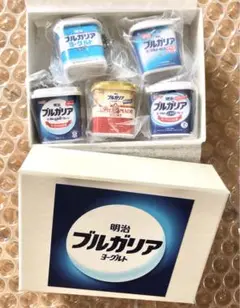 明治 ブルガリアヨーグルト ミニチュア チャーム 5個セット
