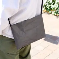 Item thumbnail for item fbc5fe7d-ed7d-4900-b10e-5998a1fc16e3